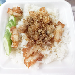 หมูสามชั้นทอดกระเทียม ราดข้าว