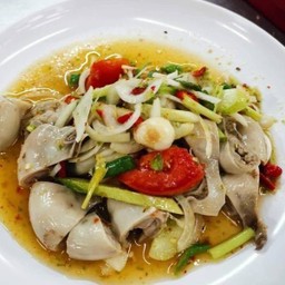 ยำไส้ตัน