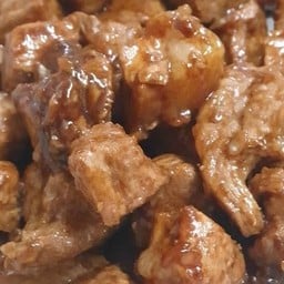 หมูผัดซอส หมูน้ำมันหอย