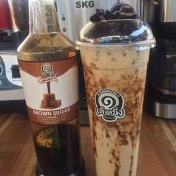 เฉาก๊วยนมสด&กาแฟสด(ตลาดธันวา)