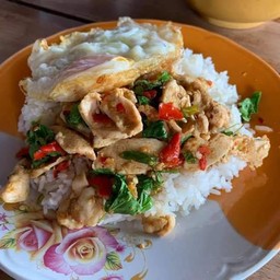 [อร่อยซ่ากับโค้ก] ข้าวกระเพาไก่+ไข่ดาว +  โค้ก ออริจินัล (กระป๋อง)