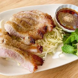 คอหมูย่าง