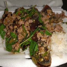 ไก่ย่างเเดง