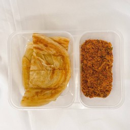 โรตี ทานคู่ไก่หยองพริกแกง