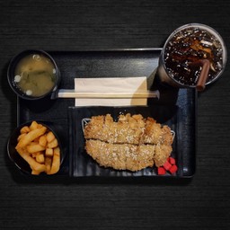 Set 4, ไก่รสชาติใดก็ได้, ซุปมิโซ, แฟรนฟรายส์, น้ำอัดลม