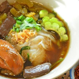 ก๋วยเตี๋ยวไก่มะระ