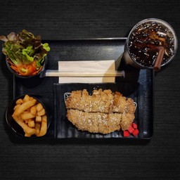 Set 5 ไก่รสชาติใดก็ได้, เฟรนช์ฟรายส์, สลัด, น้ำอัดลม