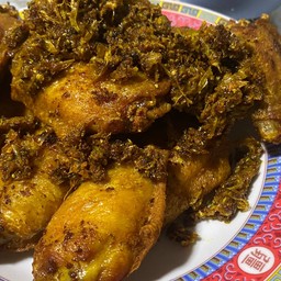 ปีกไก่ทอดขมิ้น