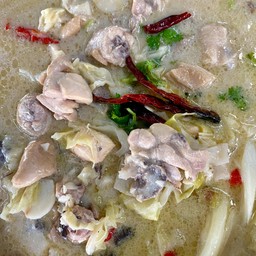 ต้มข่าไก่