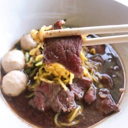 ก๋วยเตี๋ยวเรือท่าพระ กรุงธนบุรี ชามยักษ์