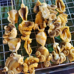 เจ๊ตั๊กทะเลเผา -