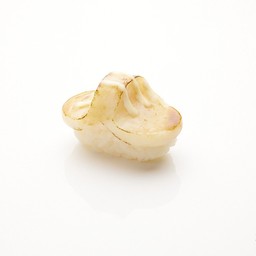 ซูชิหอยเชลล์ย่างซอสหวาน