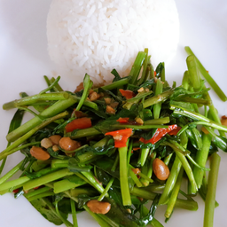 เจ_ข้าวราด ผัดผักบุ้งไฟแดง ใส่เต้าเจี๊ยว