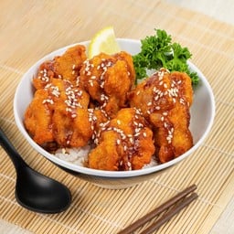 ข้าวหน้าไก่คาราเกะซอสทงคัตสึ