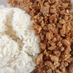 ข้าวหมูสับทอดกระเทียม