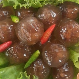 สาคูย่าบัว ปอเปี๊ยะทอด ขนมปังหน้าหมู ก๊วยเตี๋ยวหลอด