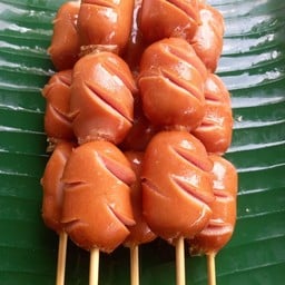 ลูกชิ้นทอดริมทาง