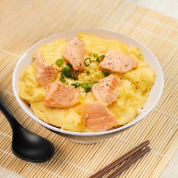 ข้าวไข่ข้นชีสแซลมอน