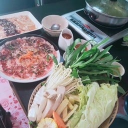 ชุดรวมหมู ชุดกลาง ทานได้ 2-3 ท่าน