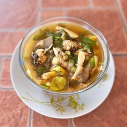 ต้มยำกบ