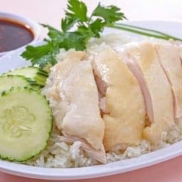 อิ่ม ขาหมู