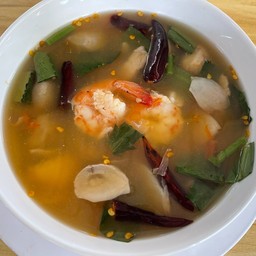 ต้มยำทะเลน้ำใส