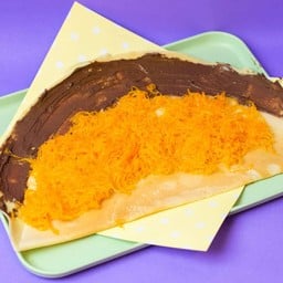 เครปเนยถั่วฝอยทอง