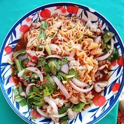 ส้มตำครกแตก
