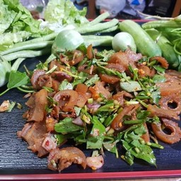 ก้อยหนังงัวเผา