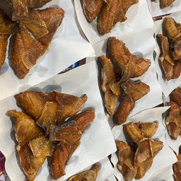 ปลาทอดซอย11 ตลาดรถไฟ ซอย 11