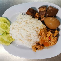 ข้าวราดแกง 2 อย่าง เต็มอิ่ม