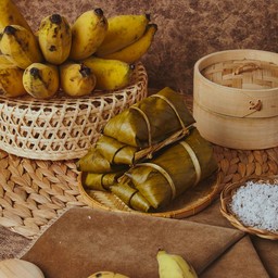 ข้าวต้มมัดไส้กล้วย 1 มัด (2 ชิ้น)