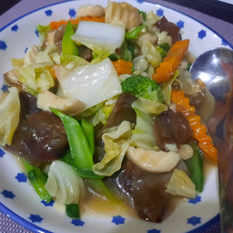 ผัดผักรวมน้ำมันหอย Stir fried Mix Vegetable with oyster sauce