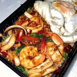 ข้าวกะเพรา3สหาย