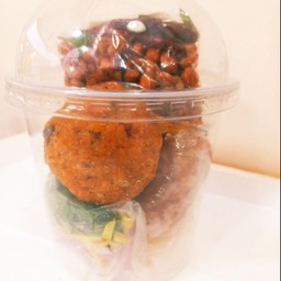 ยำแหนมข้าวทอด แยกยำ