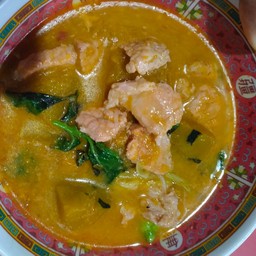 แกงกะทิฟักทองใส่หมู