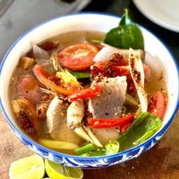 ต้มส้มปลานิลใบมะขามอ่อน(ถ้วย)