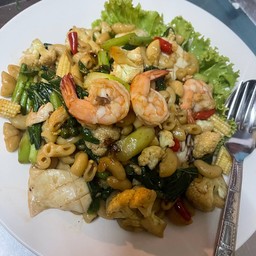 มักโรนีขี้เมาทะล