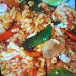 ข้าวผัดต้มยําหมู