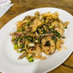 น้ำตกเนื้อเสือ