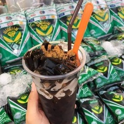 เฉาก๊วยชากังราว ข้าง7-11 ม.นครพนม หน้าร้านภากรการแว่น