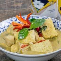แกงเขียวหวานผักรวมเห็ด Green Curry with Mixed Vegetable Mushroom (อาหารเจ)