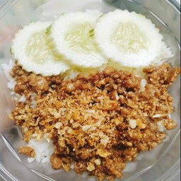 ข้าวหมูสับกระเทียม