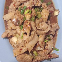 น้ำตกหมู