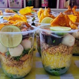 เตี๋ยวแซ่บ ต้องเขย่า สาขา2