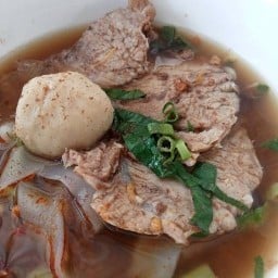 เตี๋ยวเรือสุมหัวอโยธยา