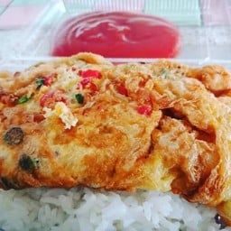 ไข่เจียวทรงเครื่อง (กับข้าว)