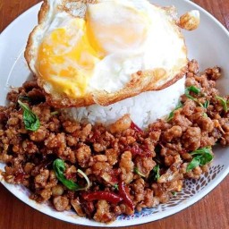 ข้าวไข่เจียวbyน้องต้นข้าว(กะเพรา อาหารตามสั่ง) -
