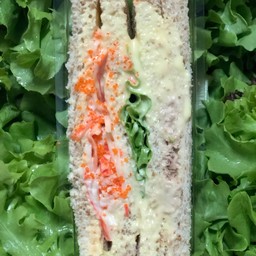 แซนวิช  ปูอัดไข่กุ้ง ทูน่า