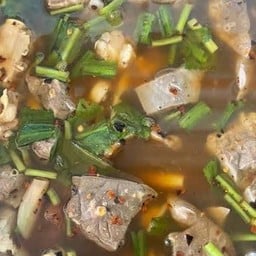 ต้มแซ่บเครื่องในเนื้อ